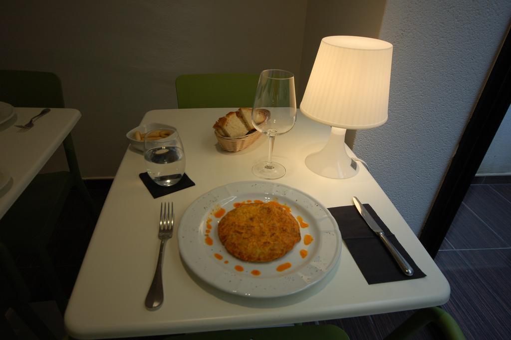 Hotel Led Sitges Luaran gambar